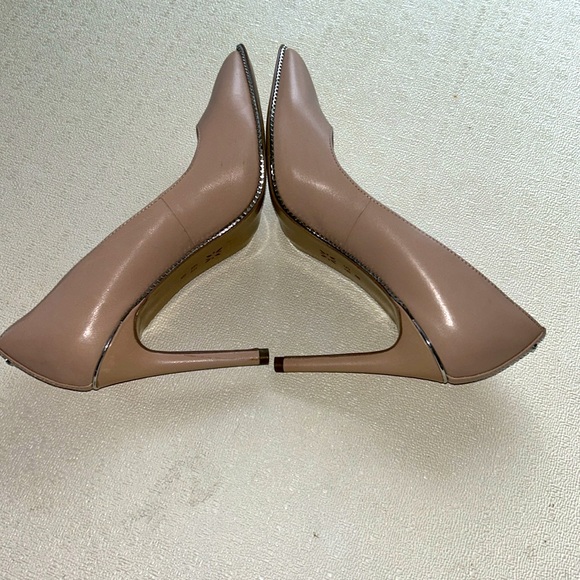 BCBG Generation Stiletto heels - Picture 4 of 8